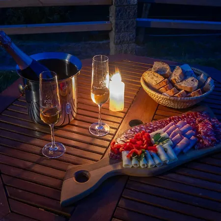 In - Dolenjska & Bela Krajina Unter- & Weisskrain 26032 펜션 트레벨노